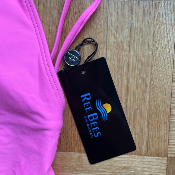 Pool Side Sippin’ Swimsuit - Picture 6 of 7